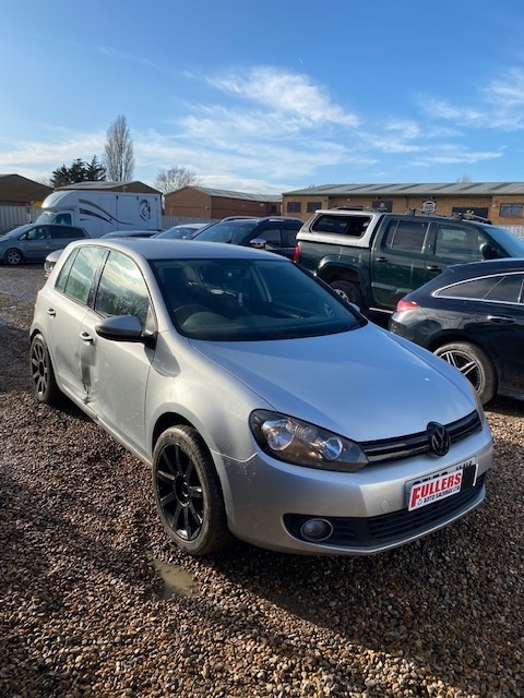 Used Volkswagen Golf 2009 for sale - 77221072: Photo 3