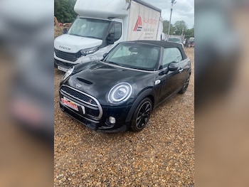 Used MINI Convertible 2018 for sale - 78836345: Photo