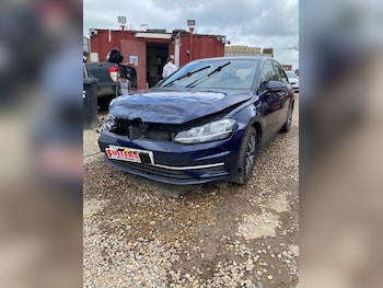 Used Volkswagen Golf 2019 for sale - 78540751: Photo