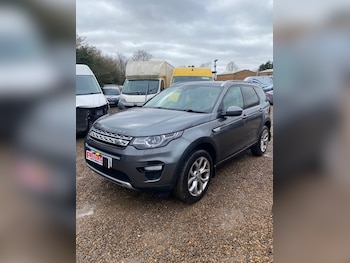 Used Land Rover Discovery Sport 2015 for sale - 77629158: Photo
