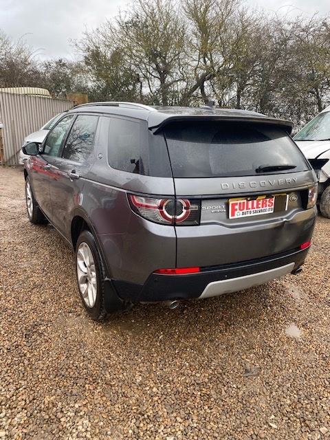 Used Land Rover Discovery Sport 2015 for sale - 77629158: Photo 3