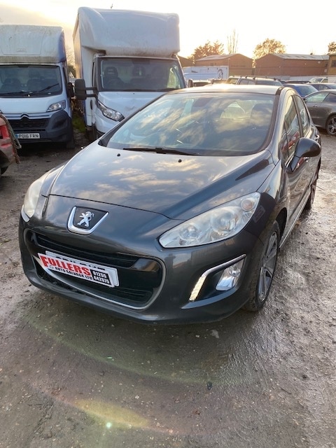 Used Peugeot 308 2011 for sale - 76637848: Photo 1
