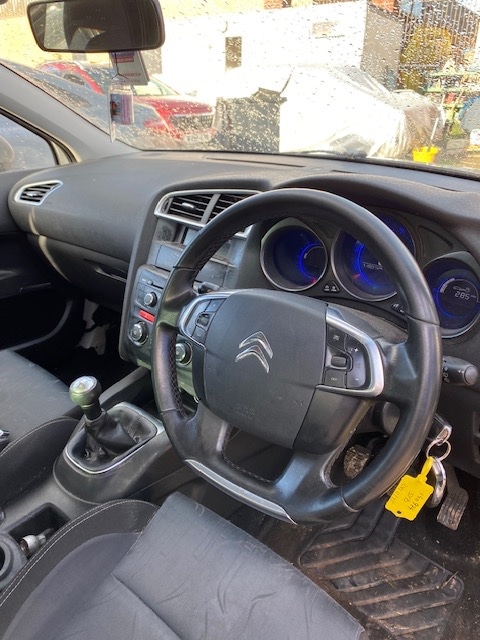 Used Citroen C4 2013 for sale - 76693899: Photo 6