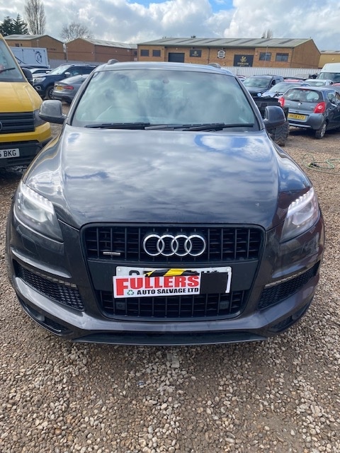 Used Audi Q7 2013 for sale - 77650757: Photo 2