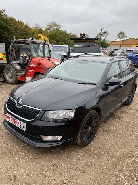 Used Skoda Octavia 2014 for sale - 76264282: Photo 1