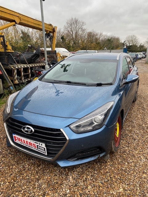 Used Hyundai i40 2016 for sale - 76807209: Photo 3