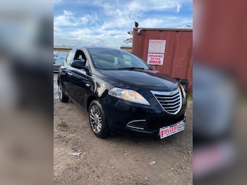 2012 (62) - 1.2 SE 5dr DAMAGED REPAIRABLE SALVAGE