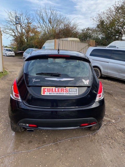 Used Chrysler Ypsilon 2012 for sale - 76565923: Photo 5