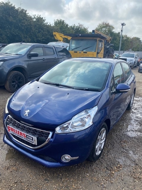 Used Peugeot 208 2013 for sale - 75626671: Photo 3