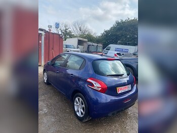 Used Peugeot 208 2013 for sale - 75626671: Photo