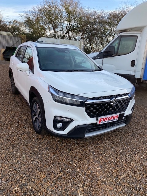 Used Suzuki SX4 S-Cross 2024 for sale - 76968533: Photo 2