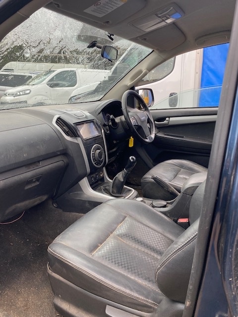 Used Isuzu D-Max 2015 for sale - 76946319: Photo 6