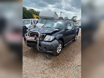 Used Nissan Navara 2015 for sale - 79380783: Photo