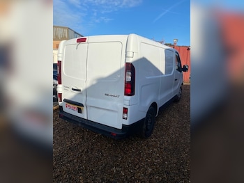 Used Renault Trafic 2023 for sale - 77220590: Photo