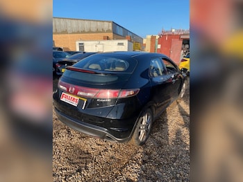 Used Honda Civic 2010 for sale - 76946127: Photo