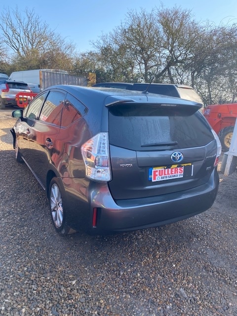 Used Toyota Prius+ 2013 for sale - 77945518: Photo 5