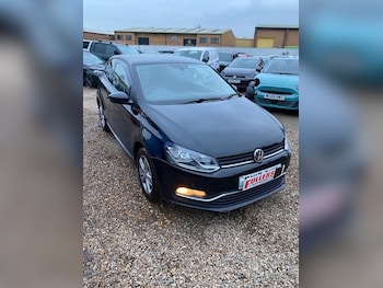 Used Volkswagen Polo 2017 for sale - 77034439: Photo