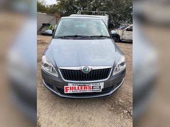 Used Skoda Fabia 2012 for sale - 76309596: Photo 2