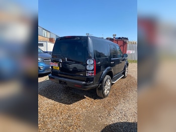 Used Land Rover Discovery 2015 for sale - 79216595: Photo