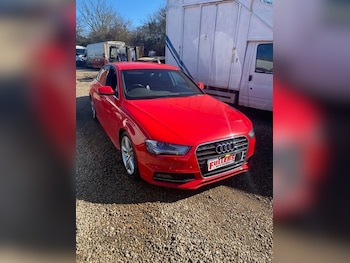 Used Audi A4 2015 for sale - 77931373: Photo