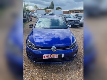 Used Volkswagen Golf 2017 for sale - 78846560: Photo