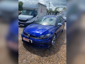 Used Volkswagen Golf 2017 for sale - 78846560: Photo
