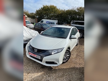 Used Honda Civic 2014 for sale - 76287466: Photo 2