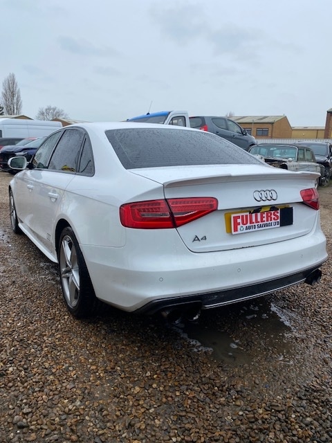 Used Audi A4 2014 for sale - 78077592: Photo 4