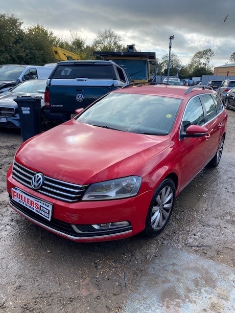 Used Volkswagen Passat 2012 for sale - 76330141: Photo 1