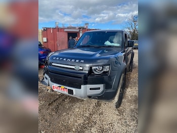 Used Land Rover Defender 2024 for sale - 77832034: Photo