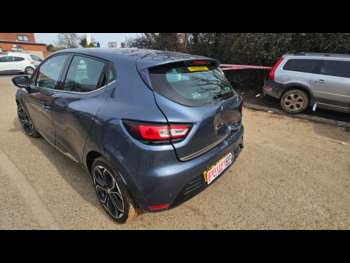 Used Renault Clio 2016 for sale - 74100974: Photo