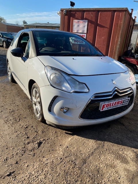 Used Citroen DS3 2013 for sale - 76706654: Photo 3
