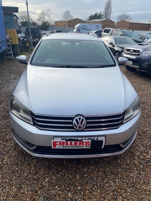 Used Volkswagen Passat 2011 for sale - 77271890: Photo 2