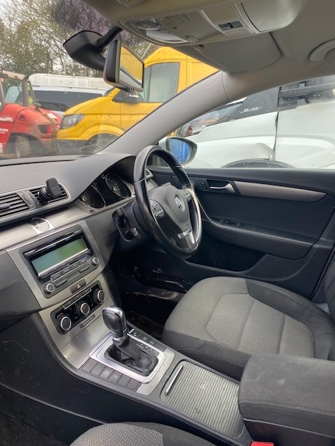 Used Volkswagen Passat 2011 for sale - 77271890: Photo 8