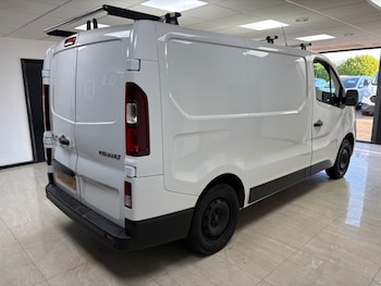 Used Renault Trafic 2018 for sale - 77821104: Photo