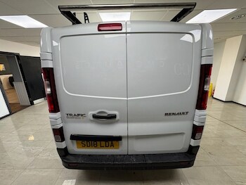 Used Renault Trafic 2018 for sale - 77821104: Photo