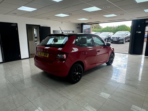 Used Skoda Fabia 2021 for sale - 76266487: Photo 3