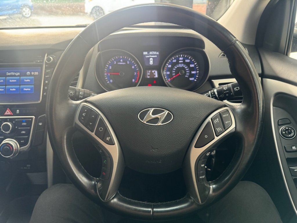 Used Hyundai i30 2015 for sale - 76266466: Photo 14