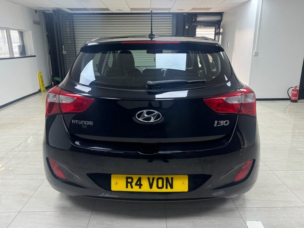 Used Hyundai i30 2015 for sale - 76266466: Photo 4