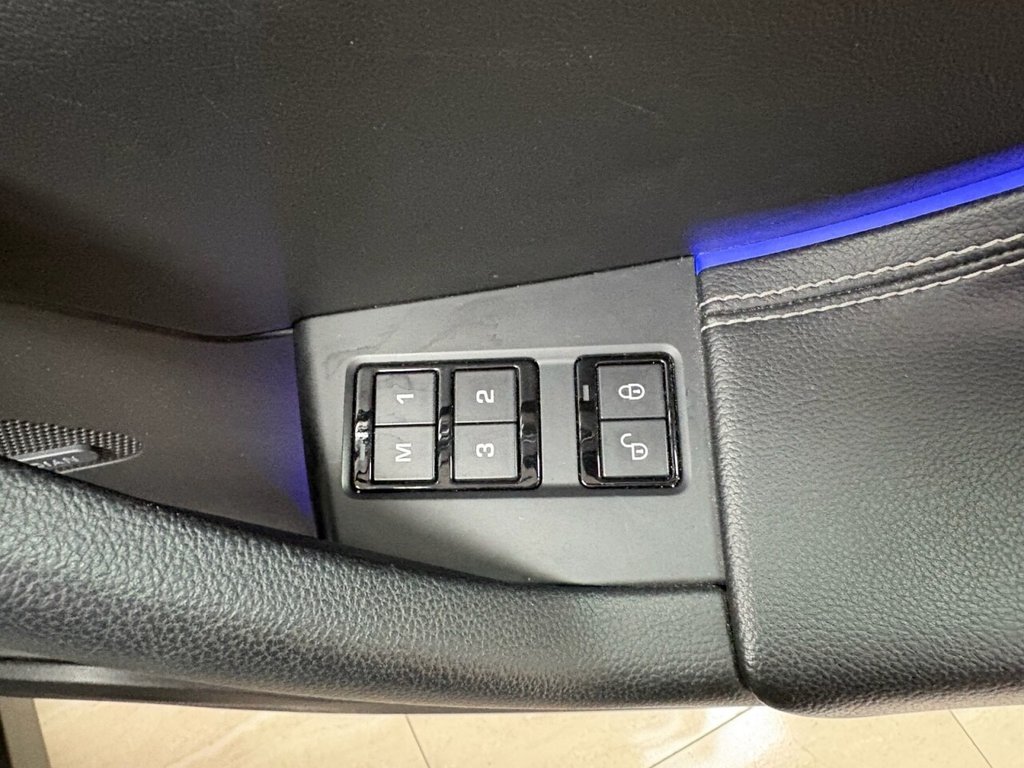 Used Jaguar F-Pace 2016 for sale - 78124191: Photo 23