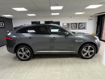 Used Jaguar F-Pace 2016 for sale - 78124191: Photo