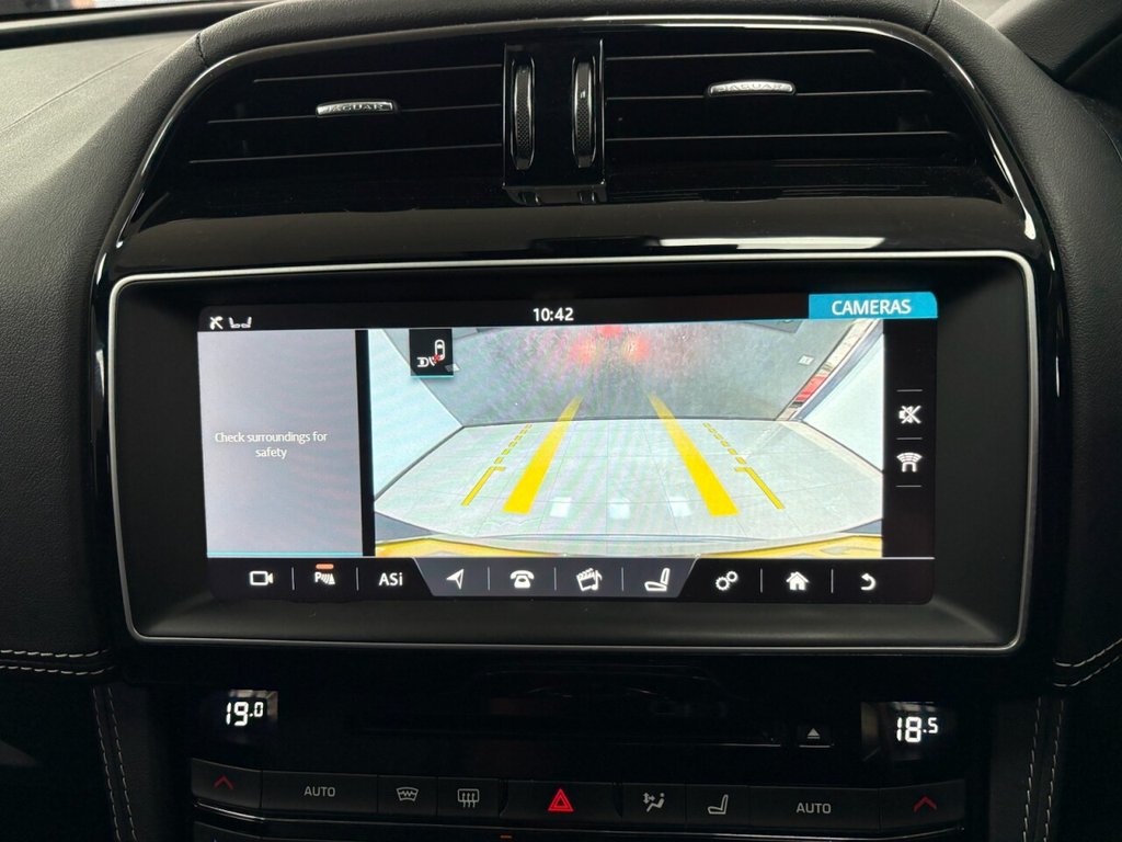 Used Jaguar F-Pace 2016 for sale - 78124191: Photo 33