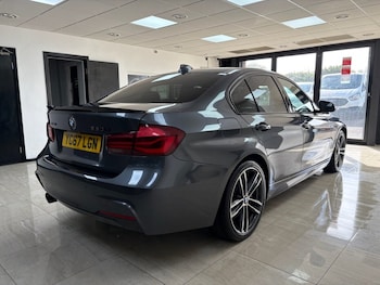 Used BMW 3 Series 2017 for sale - 78227862: Photo