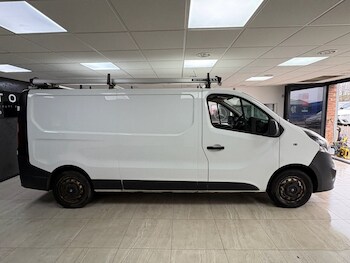 Used Vauxhall Vivaro 2018 for sale - 77821070: Photo