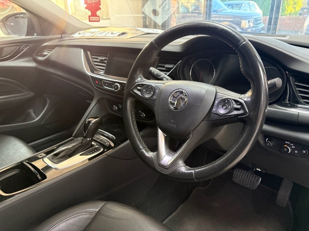 Used Vauxhall Insignia 2018 for sale - 76686637: Photo 11