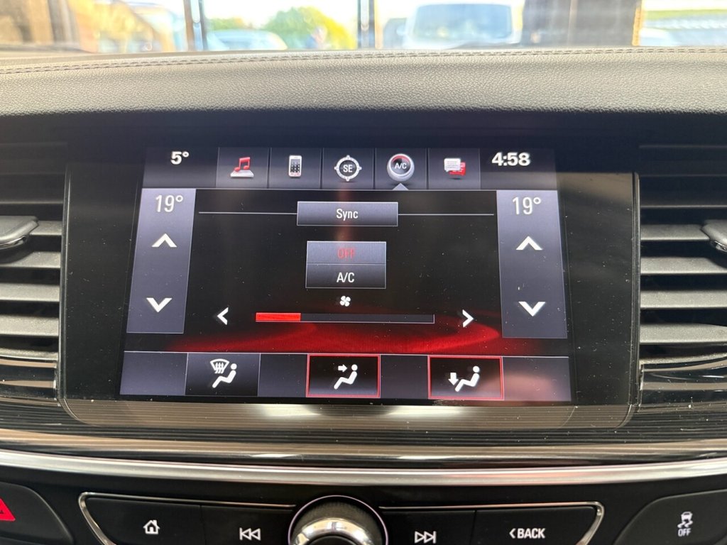 Used Vauxhall Insignia 2018 for sale - 76686637: Photo 22