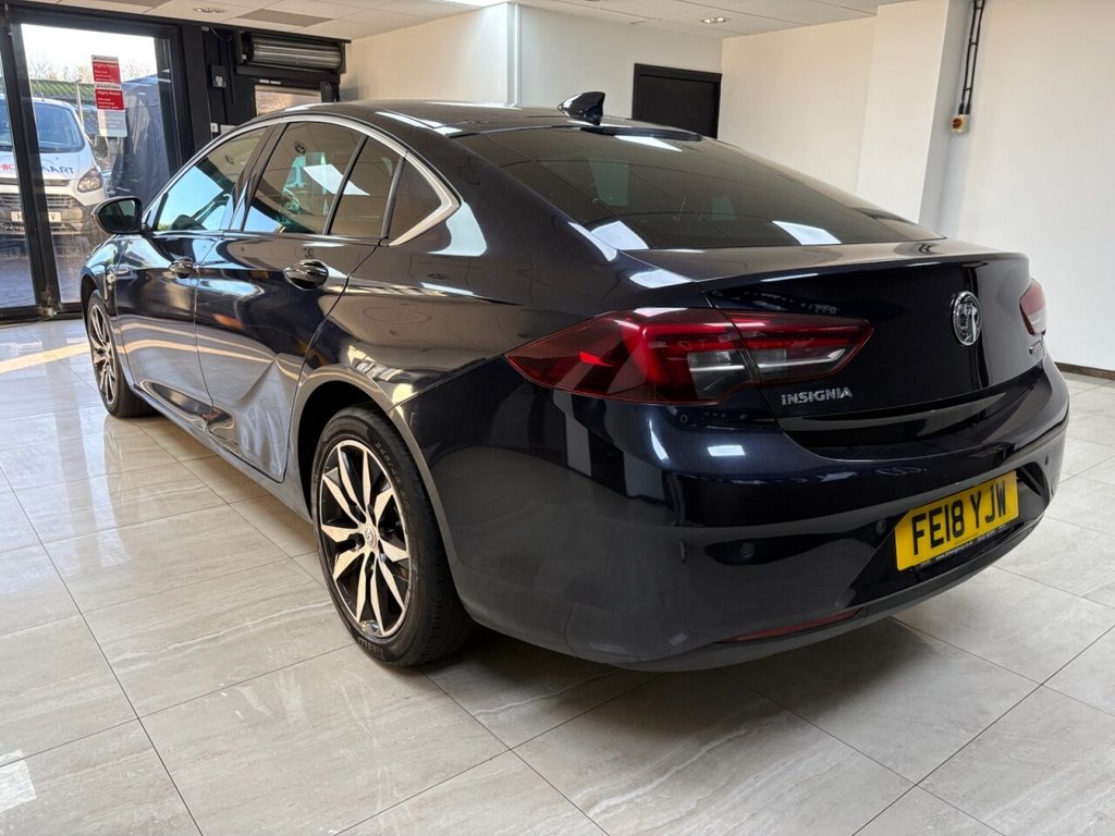 Used Vauxhall Insignia 2018 for sale - 76686637: Photo 5