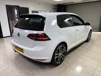 Used Volkswagen Golf 2016 for sale - 78068553: Photo
