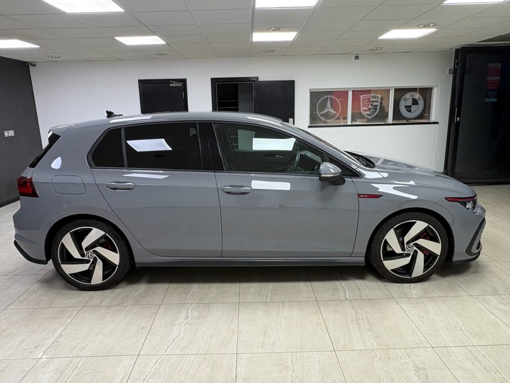 Used Volkswagen Golf 2023 for sale - 77583675: Photo 2