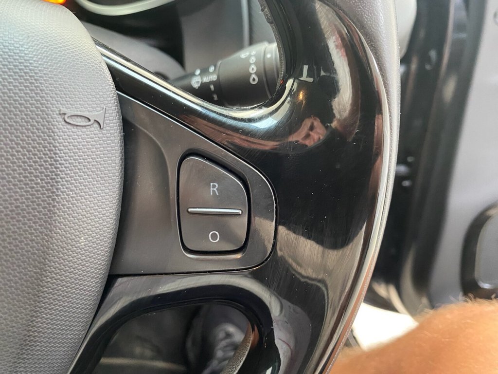 Used Renault Clio 2015 for sale - 76266489: Photo 19